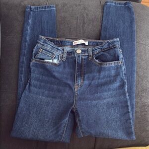 Levi's Dark Blue Skinny Jeans